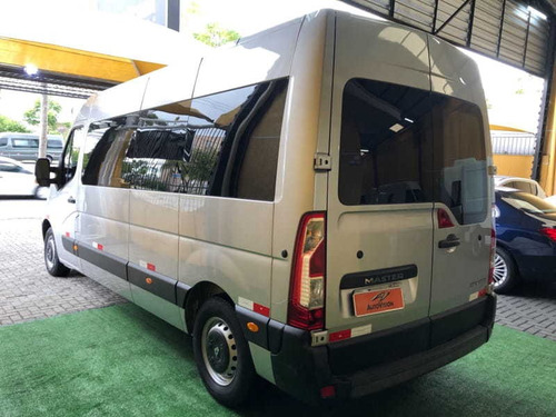 Renault Master Executiva L3h2 16 Lugares