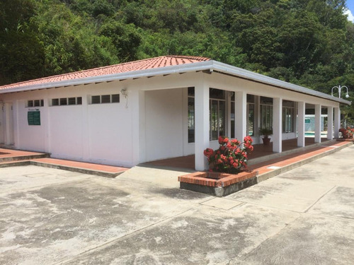 Imagen 10 de 12 de Se Vende Casa En Urb Pie De Monte Mérida
