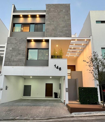 Casa En Venta Cumbres Elite, Privada Uno Al Poniente De Mont