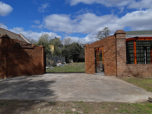 Imagen 4 de 30 de Casa Quinta 4 Amb En Venta Barrio 9 De Abril