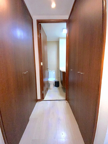 Depto Av Las Condes. 2 Dorm. La Cabaña