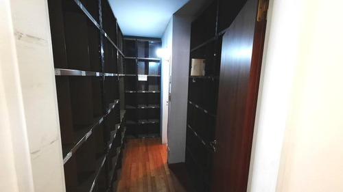 Imagen 5 de 10 de Venta - San Nicolás - Oficina Con Recepción, 4 Despachos Y Sala De Reuniones