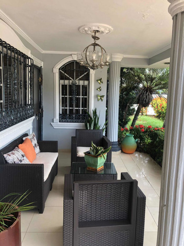Imagen 2 de 6 de Casa En Mirador Sur. Oportunidad