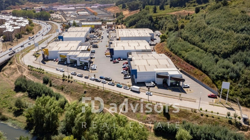 Arriendo De Bodegas En Centro Logístico 298 M2 - Concepción