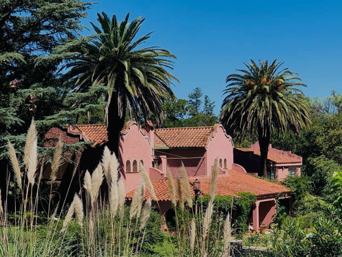Casa En Venta En Villa Allende. Una Casa Con Historia, Vista A Las Sierras Cordobesas
