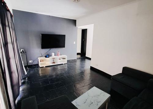 Casa En Lote Propio Con Gran Jardín (a Reciclar)