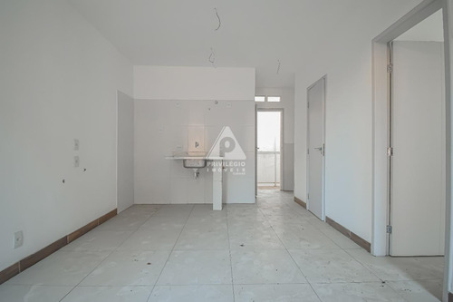 Imagem 7 de 22 de Apartamento À Venda, 2 Quartos, Centro - Rio De Janeiro/rj - 47399