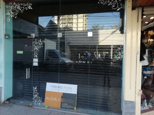 Imagen 5 de 11 de Local Comercial Centrico En Florencio Varela