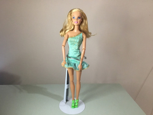 Boneca Barbie Mattel Fashionista Com Articulações (Usado)