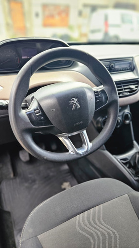 Peugeot 2008 1.6 Active
