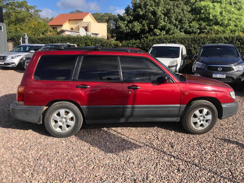Subaru Forester 1999 2.0 B