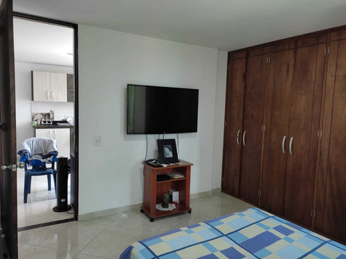 Imagen 7 de 10 de Bonito Apartaestudio Venta Belen