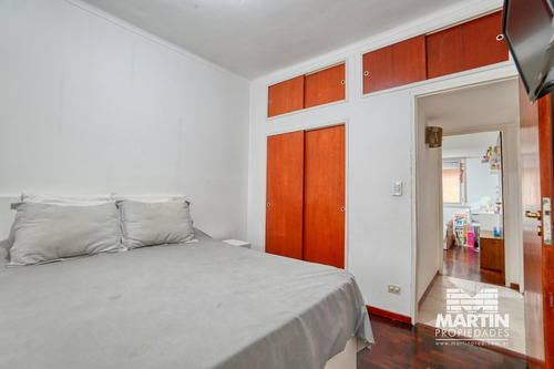 Casa En Venta En Olivos 4 Ambientes, 2 Dormitorios Con Vestidor, Patio Propio. A 2 Cuadras De Av.