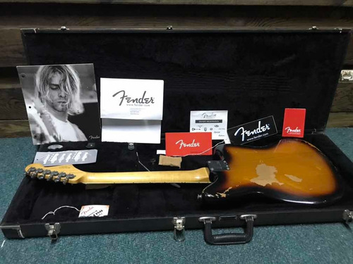 Imagem 7 de 9 de Jaguar Fender Sig Series Kurt Cobain Road Worn Left-handed