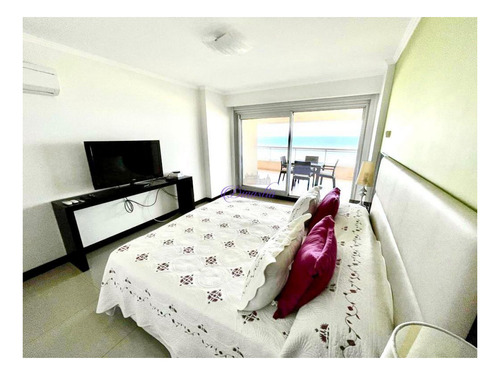 Imagen 7 de 13 de Venta Apartamento 3 Dormitorios Y Dep. En Playa Brava, Punta Del Este