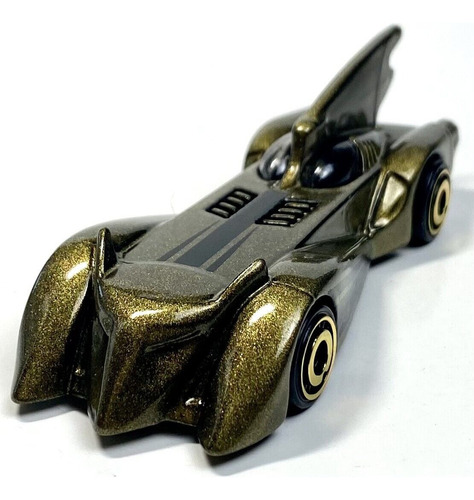Hot Wheels Batmobile Dorado