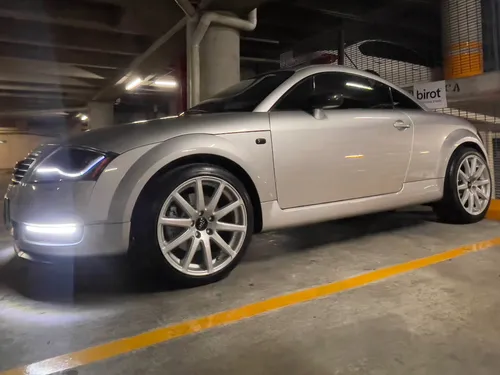 Audi TT 1.8 Turbo Front 5vel At