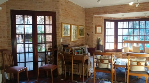 Imagen 7 de 30 de Casa En Venta 5 Ambientes Martinez