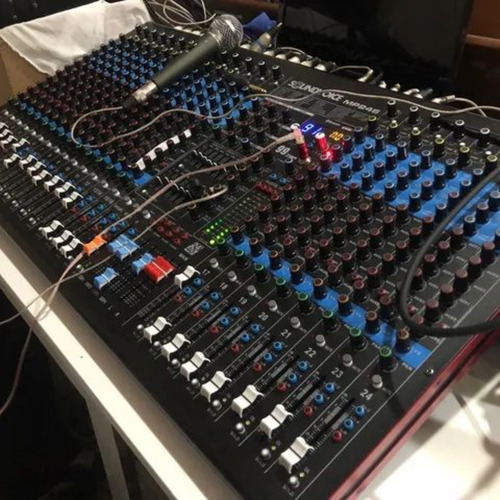 Mesa De Som Profissional 24 Canais Interface Igreja Shows