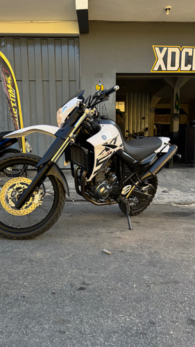 Xt660r