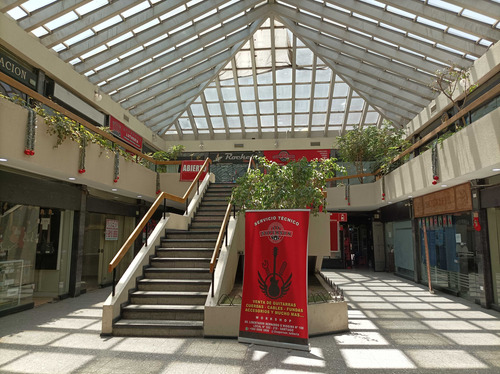 Venta Local, Galería Crown Plaza, Alameda 108 (97662)
