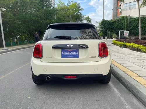 Mini Cooper 1.5 F55 Pepper