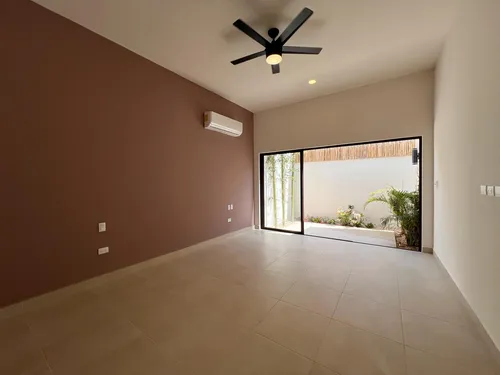 Casa En Venta Merida, 1 Planta, Zona Segura, Lista.
