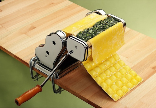 Imagen 3 de 4 de Fabricadora De Pastas Pastanova Premium Y Raviolera
