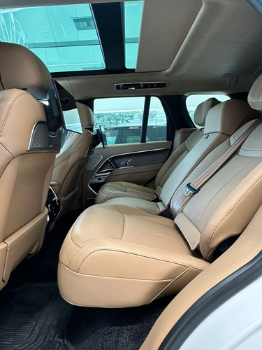 Range Rover Autobiography 2025