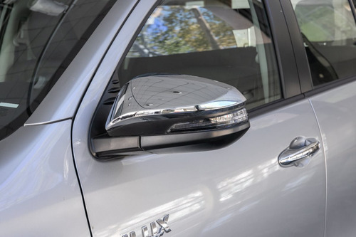 Toyota Hilux SRV 4X2