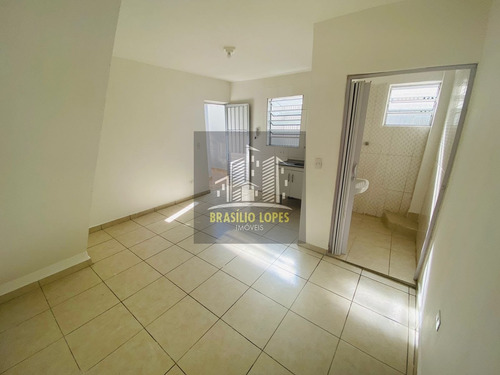 Imagem 2 de 15 de Casa No Ipiranga Com 1 Dormitório - 220