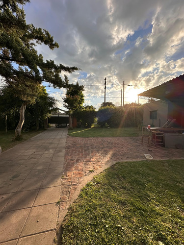 Casa En Venta Calle 10 E/ 422 Y 423
