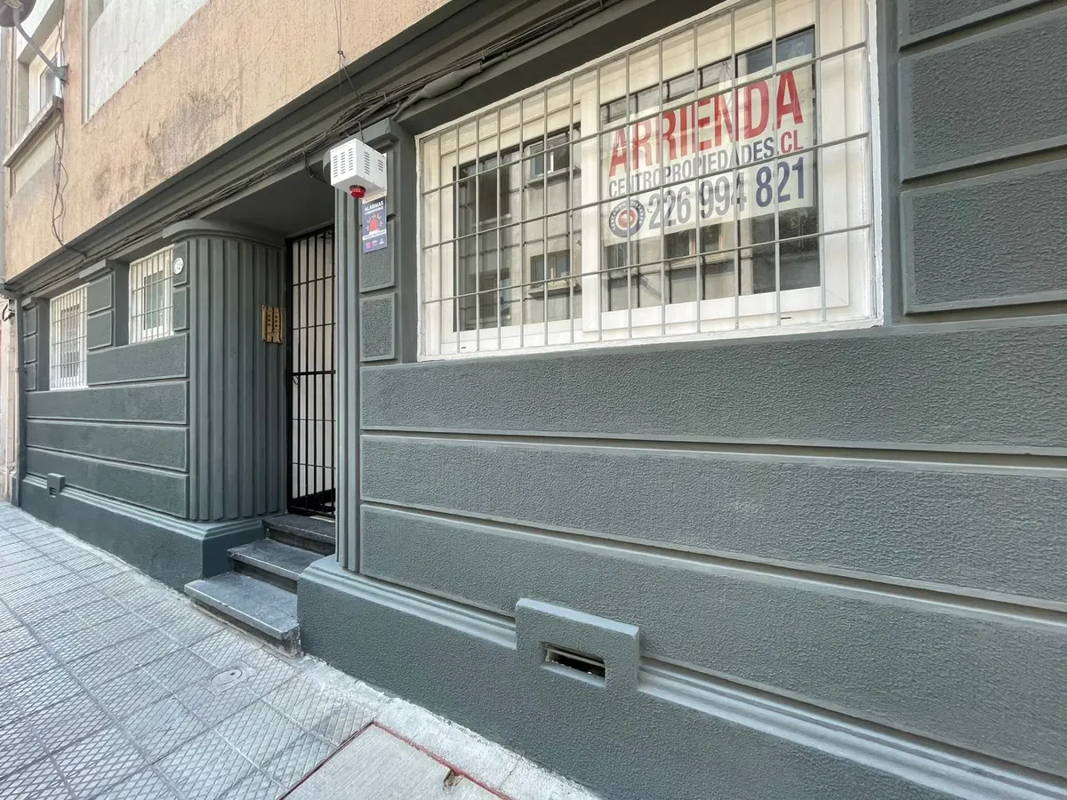 Imagen 3 de 10 de Un Ambiente A Pasos De Metro Parque Bustamante