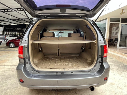 Imagen 11 de 15 de Toyota Fortuner