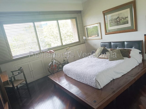 Regio Apartamento Ubicado En La Avenida Principal Del Country Club, En Venta, Mls# 25-21840 Zr