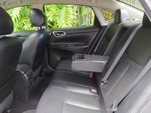 Imagen 8 de 9 de Nissan Sentra Exclusive Navi Cvt 2017