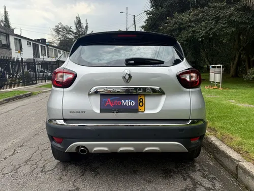 Renault Captur 2.0 Intens Automática