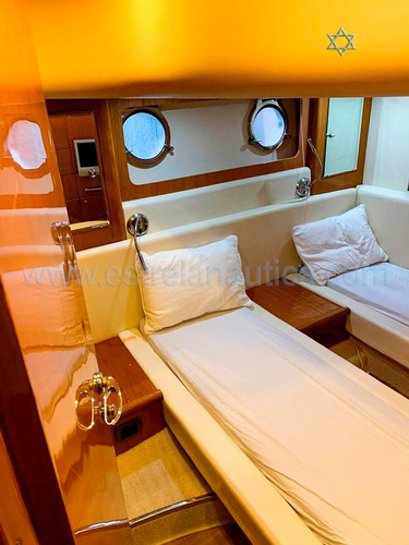 Imagem 9 de 10 de Lancha Intermarine 520 Iate Ferretti Azimut Axtor