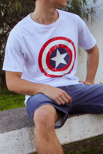 Remera Stone Marvel Escudo Blanco