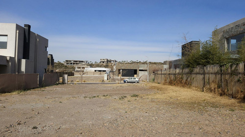 Venta | Terreno | Barrio Aguaribay | Valle | Chacras De Coria | Mendoza