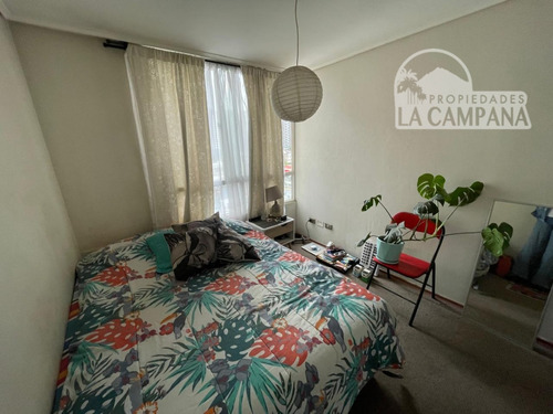 2 Dorm, 1 Baño, Estacionamiento, Metro Irarrázaval