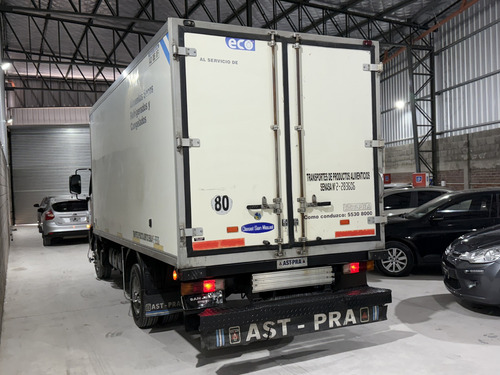 Mercedes Benz Accelo 815