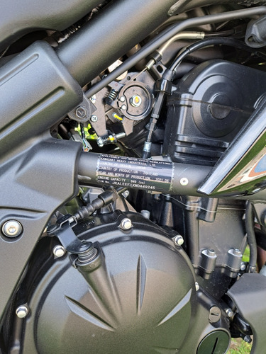 Kawasaki Versys 650 ( No Nc 750 - V-strom650 -cf 800 )