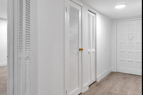 Departamento En Venta - 2 Dormitorios 2 Baños - 104mts2 - Lauderhill, Florida, Usa