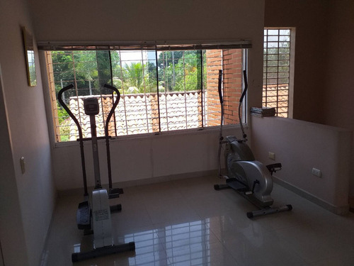 Ac Espectacular Casa Con Piscina En Urbanización Las Mercedes San Diego 4417m2