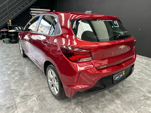Chevrolet Onix 1.0T Premier Hatch At