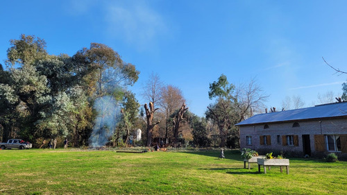 Altos De Robles-residencial-terreno10.000m2- 3 Casas(1 De 20años Antig. Y 2 A Reciclar)