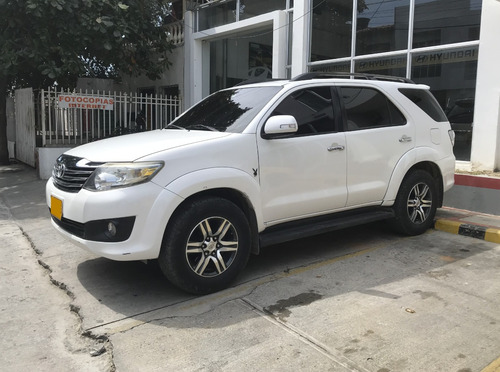 Toyota Fortuner 2014