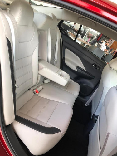 Imagem 11 de 14 de Nissan Versa Exclusive 1.6 (flex) (aut)