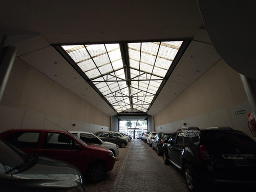 Imagen 3 de 18 de Local En La Plata - Av 13 E/ 33 Y 34 - Dacal Bienes Raices
